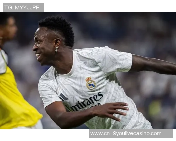 足球明星的英文名字与成就解析让我们一起了解他们的辉煌历程与影响力